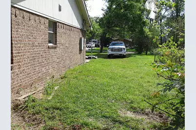 18906 Woodridge Drive, Conroe, TX 77302 - Photo 24