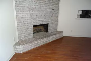 18906 Woodridge Dr, Conroe, TX 77302 - Photo 8