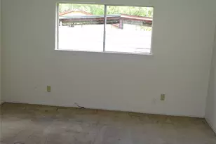 18906 Woodridge Dr, Conroe, TX 77302 - Photo 16
