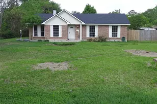 18906 Woodridge Dr, Conroe, TX 77302 - Photo 1