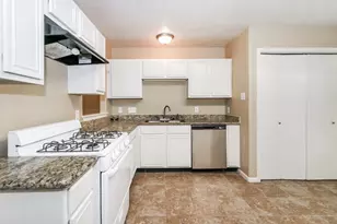 6807 Arrowchase Ct, Katy, TX 77449 - Photo 4