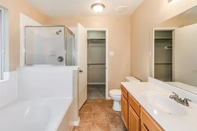 6807 Arrowchase Court, Katy, TX 77449 - Photo 10