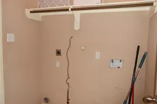 8012 Fountain St, Houston, TX 77051 - Photo 18
