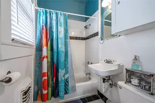 1301 14th St, Galveston, TX 77550 - Photo 26