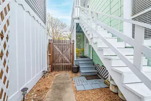 1301 14th St, Galveston, TX 77550 - Photo 34