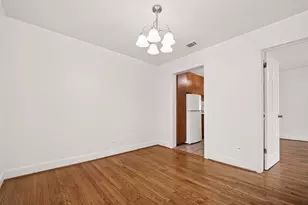 609 Cortlandt St, Houston, TX 77007 - Photo 8