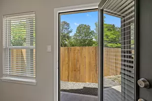 13511 Axel Ln, Houston, TX 77047 - Photo 30