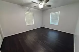 402 Dunwick Ln, Pasadena, TX 77502 - Photo 18
