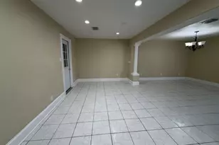 402 Dunwick Ln, Pasadena, TX 77502 - Photo 14