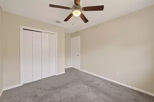 4450 Yupon Ridge Dr, Houston, TX 77072 - Photo 32