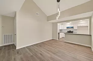 4450 Yupon Ridge Dr, Houston, TX 77072 - Photo 10