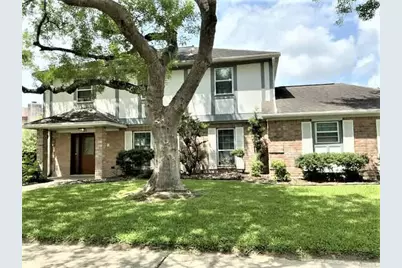 105 Saint Andrews Drive, Friendswood, TX 77546 - Photo 1