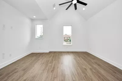 5029 Broom Street #C, Houston, TX 77091 - Photo 8