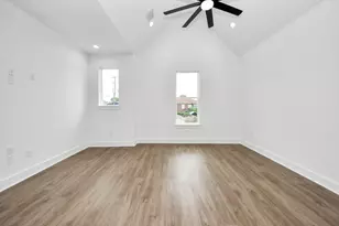 5029 Broom St, Houston, TX 77091 - Photo 8