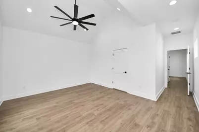 5029 Broom Street #C, Houston, TX 77091 - Photo 6
