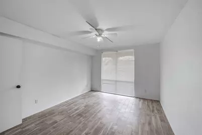 4643 Wild Indigo Street #414, Houston, TX 77027 - Photo 10