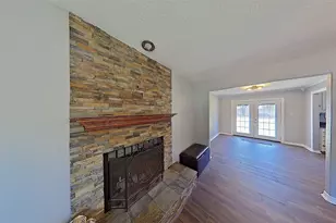 3850 Acorn Ln, Kingwood, TX 77365 - Photo 6