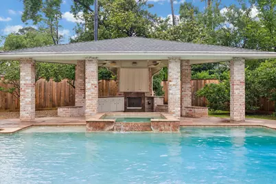 223 Heritage Oaks Lane, Houston, TX 77024 - Photo 34