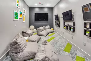 1725 Harvey Mitchell Pkwy S, College Station, TX 77840 - Photo 34