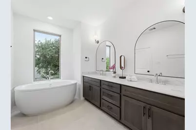 3510 Delhi Street, Houston, TX 77022 - Photo 28