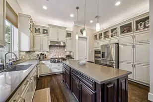 1206 Welch St, Houston, TX 77006 - Photo 10