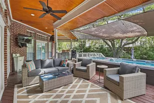 2318 Pinefield Ln, Houston, TX 77063 - Photo 44