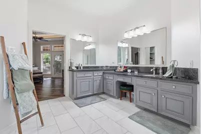 2318 Pinefield Lane, Houston, TX 77063 - Photo 30