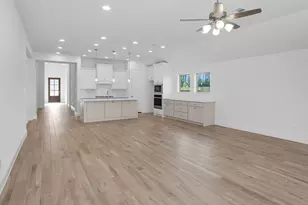 15939 Mahogany Mist Dr, Conroe, TX 77302 - Photo 4