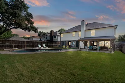 611 Woodlake Circle, Sugar Land, TX 77498 - Photo 2