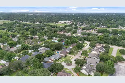 611 Woodlake Circle, Sugar Land, TX 77498 - Photo 42