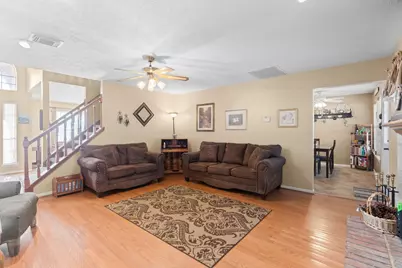 611 Woodlake Circle, Sugar Land, TX 77498 - Photo 10