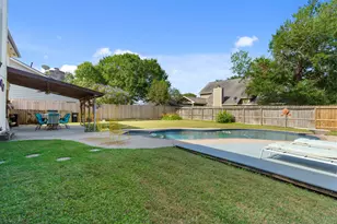 611 Woodlake Cir, Sugar Land, TX 77498 - Photo 36