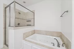 830 W 19th St, Houston, TX 77008 - Photo 20