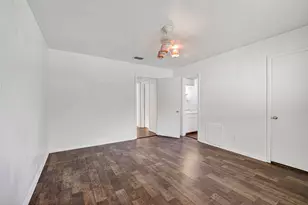 8158 Detroit St, Houston, TX 77017 - Photo 14