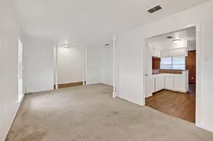 8158 Detroit St, Houston, TX 77017 - Photo 12