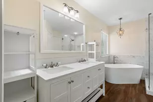 27 Queenscliff Circle, The Woodlands, TX 77382 - Photo 18