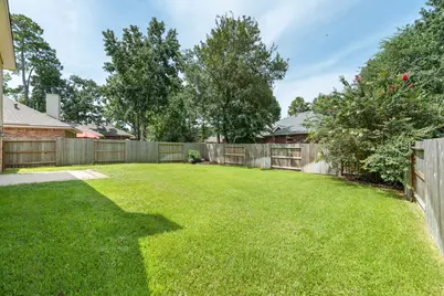 27 Queenscliff Circle, The Woodlands, TX 77382 - Photo 36