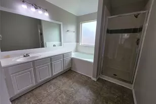 2108 Goldfinch Ln, League City, TX 77573 - Photo 8