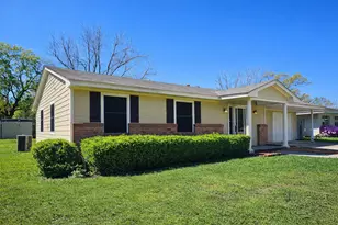 5403 Louise St, Baytown, TX 77521 - Photo 2