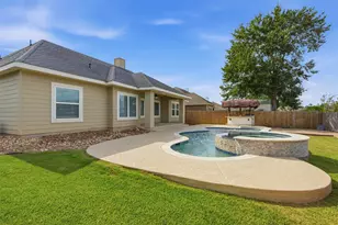 31602 Cypress Cir, Waller, TX 77484 - Photo 30