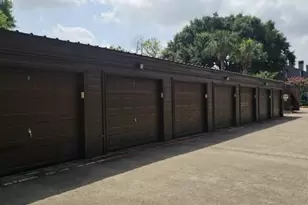 647 Davis Rd, League City, TX 77573 - Photo 10