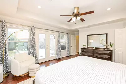34 S Hawthorne Hollow Circle, The Woodlands, TX 77384 - Photo 18