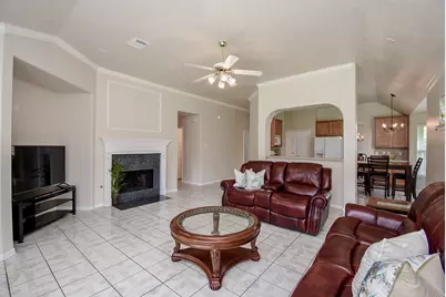 7915 Fall Hollow Drive, Houston, TX 77041 - Photo 20