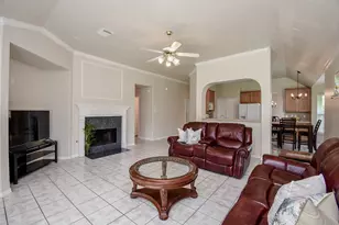 7915 Fall Hollow Dr, Houston, TX 77041 - Photo 20
