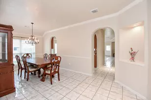 7915 Fall Hollow Dr, Houston, TX 77041 - Photo 10