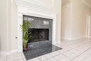 7915 Fall Hollow Dr, Houston, TX 77041 - Photo 22
