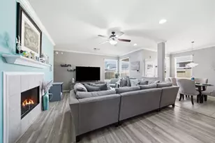 2421 Santiago Ln, League City, TX 77573 - Photo 8