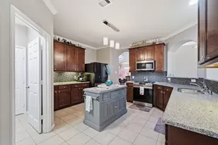 2421 Santiago Ln, League City, TX 77573 - Photo 4
