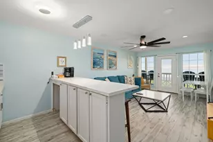 6300 Seawall Blvd, Galveston, TX 77551 - Photo 8