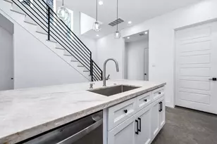 3411 McGowen St, Houston, TX 77004 - Photo 14